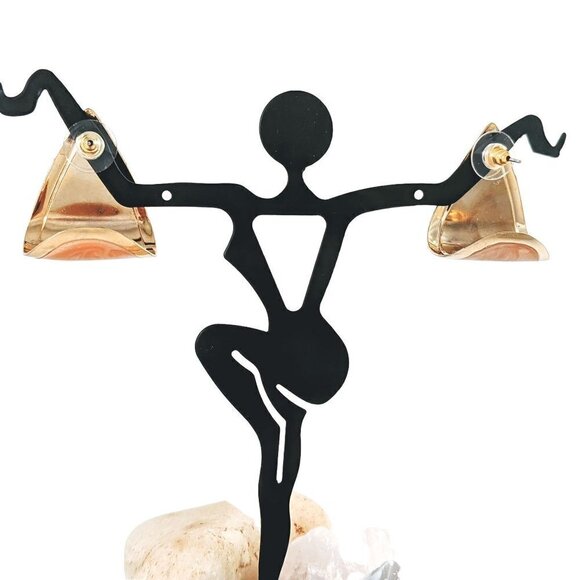 Vintage 80s Curl Triangle Peach & Green Enamel Swirl Gold Tone Pierced Earrings - Picture 6 of 11